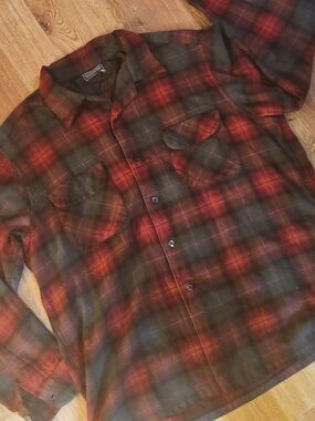 Vintage 60s Pendelton Red & Green Plaid Wool Flannel Shirt